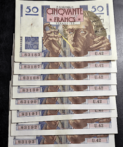 BILLET 50 FRANCS LEVERRIER  DU 3 OCTOBRE 1946 