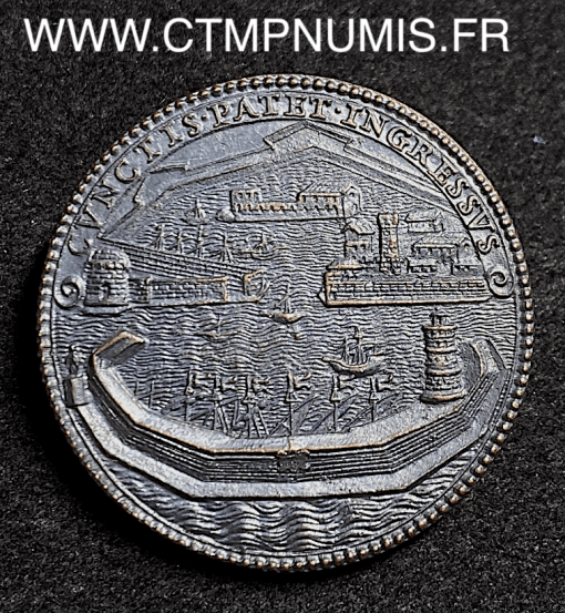 ITALIE VATICAN MEDAILLE  CLEMENS X (1676) PORT DE CIVITA VECCHIA